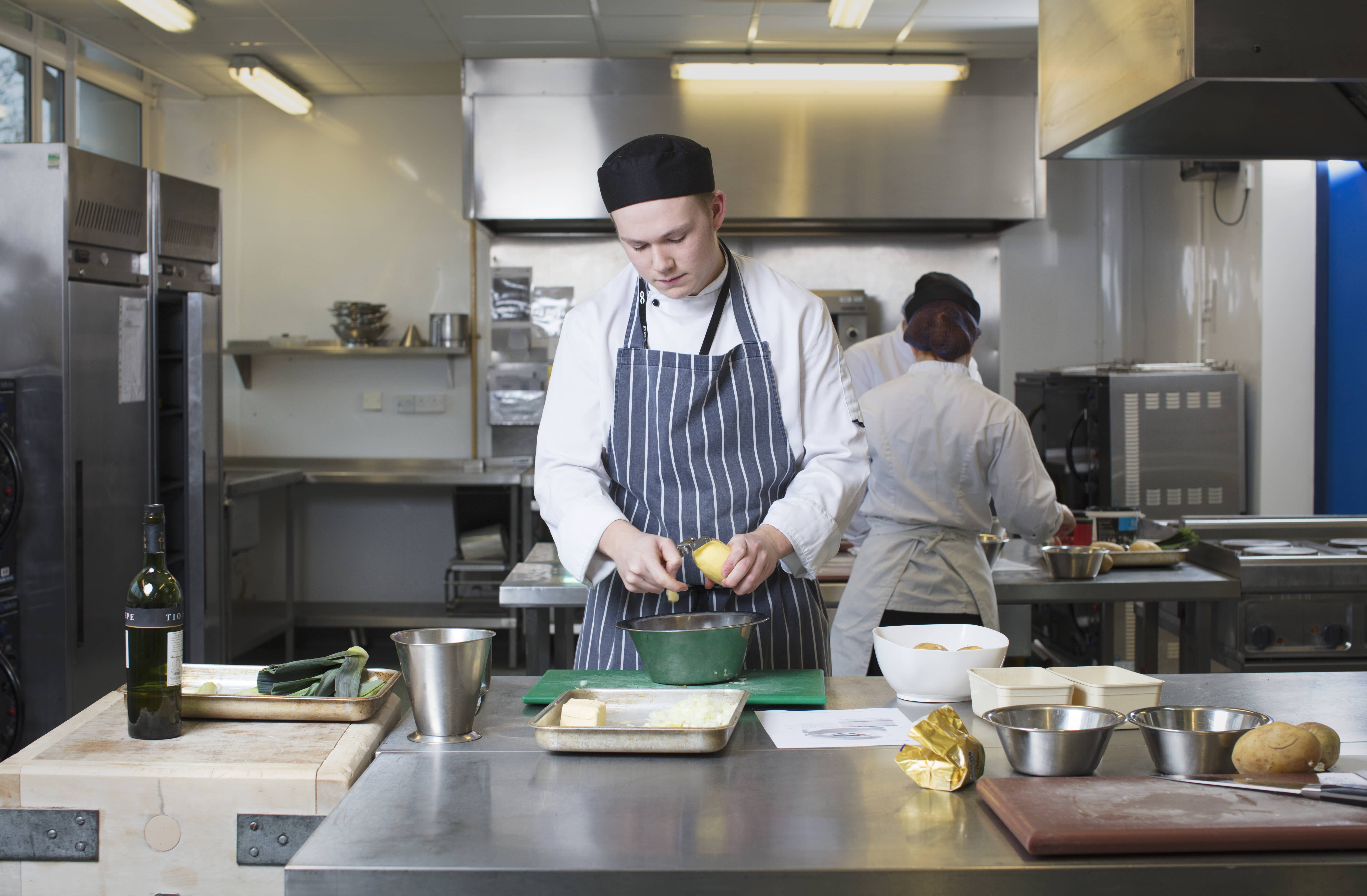 Hospitality – Production Chef Apprenticeship