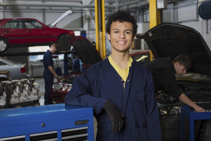 Level 2 Diploma in Light Vehicle Maintenance and Repair Principles